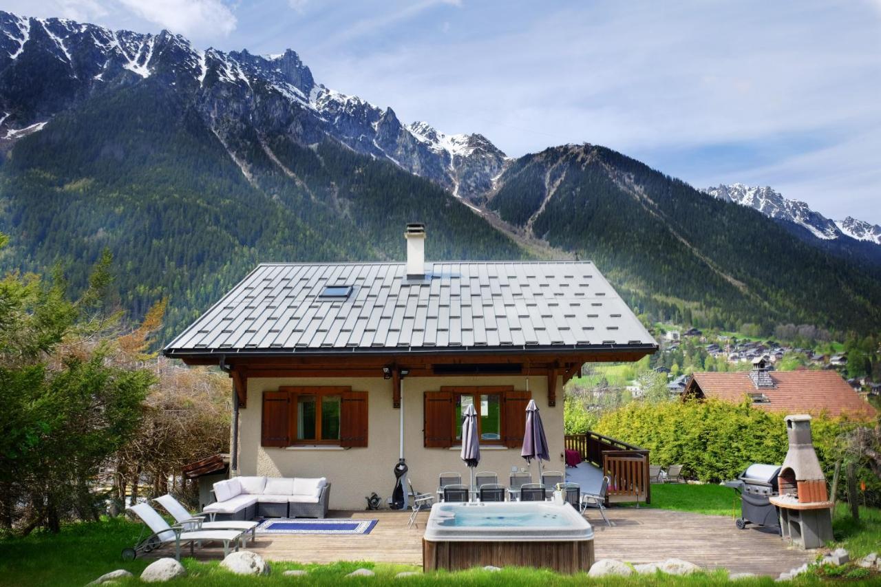 Chamonix Large Chalet, Sleeps 12, 200M2, 5 Bedroom, 4 Bathroom, Garden, Jacuzzi, Sauna Eksteriør bilde